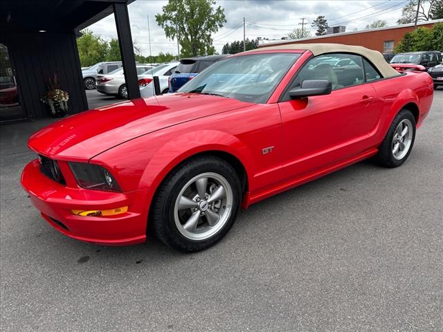2006 Ford Mustang GT Deluxe