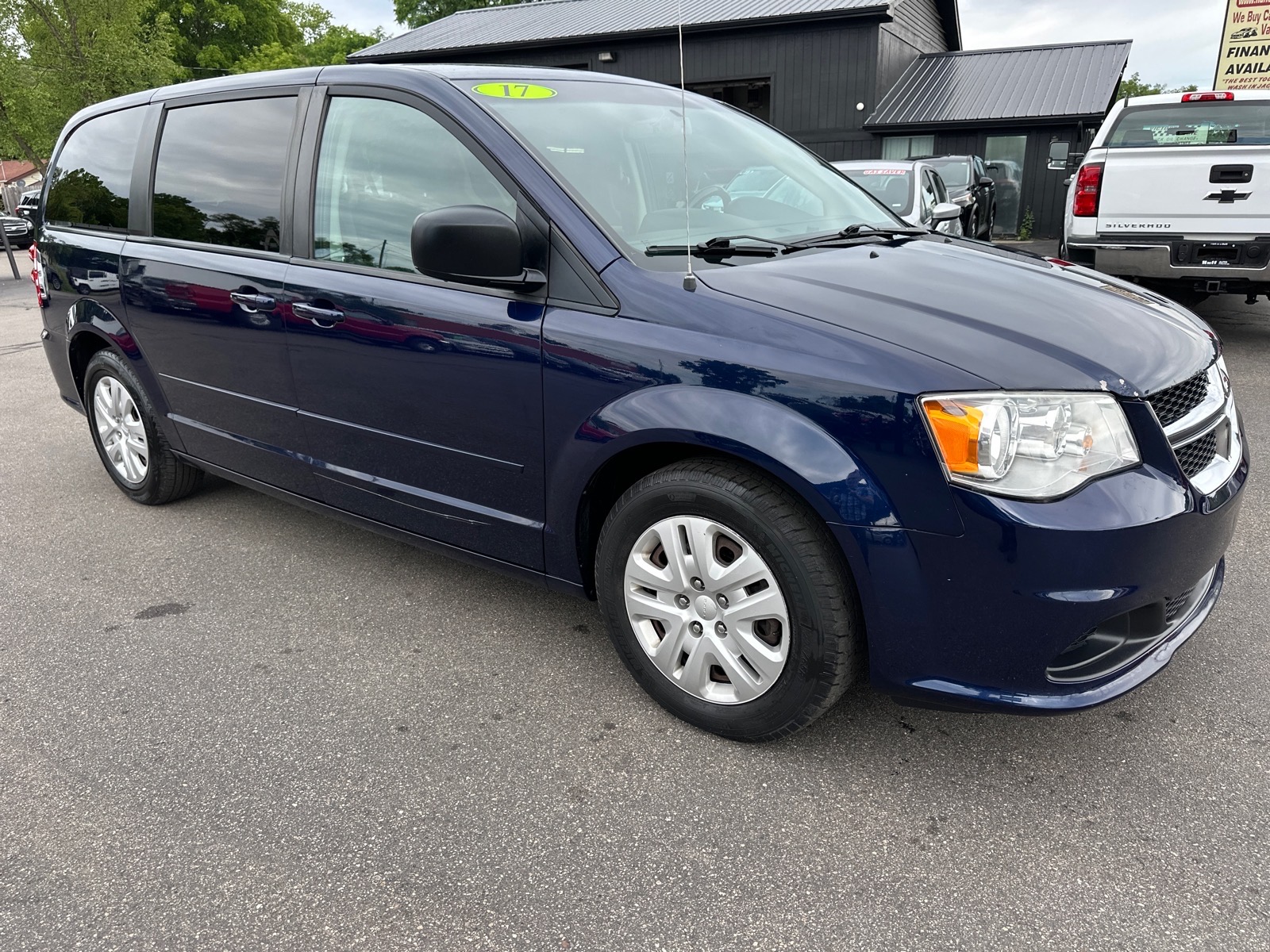 Contusion Blue Pearl Coat 2017 Dodge Grand Caravan Minivan Front-Wheel Drive 6-Speed Automatic