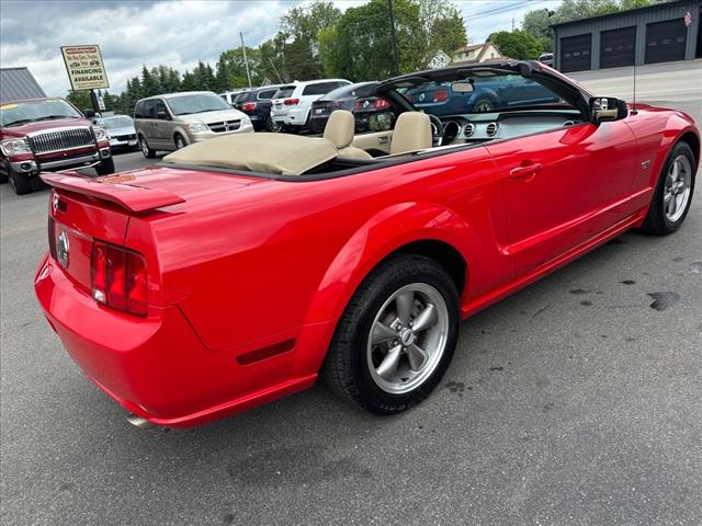 2006 Ford Mustang GT Deluxe