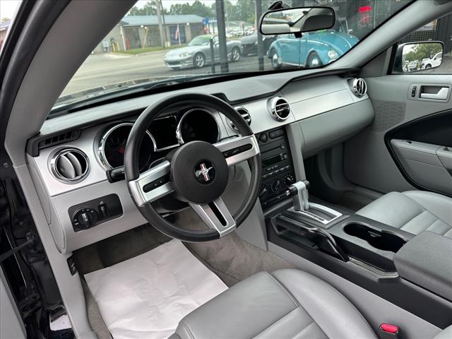 2006 Ford Mustang GT Deluxe