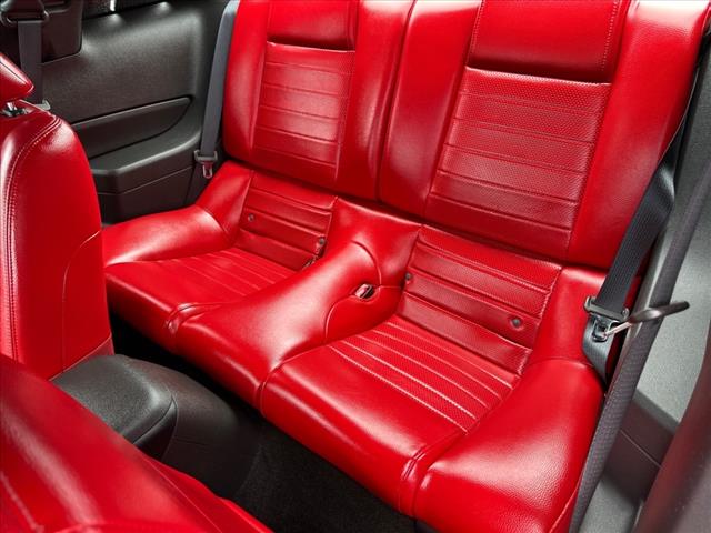2006 Ford Mustang GT Deluxe