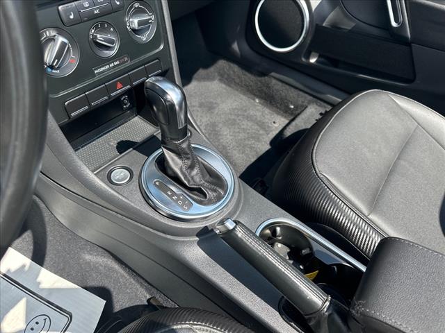 2013 Volkswagen Beetle Convertible 2.5L