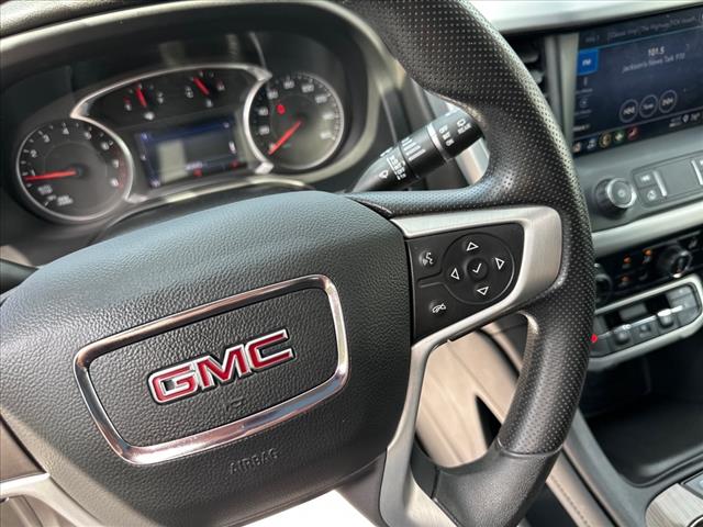 2022 GMC Acadia SLE