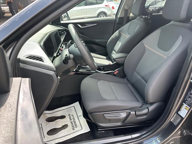 2024 Kia Niro LX