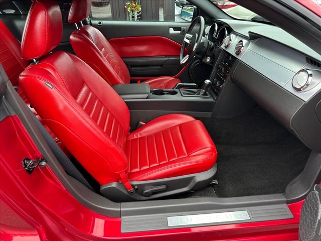 2006 Ford Mustang GT Deluxe