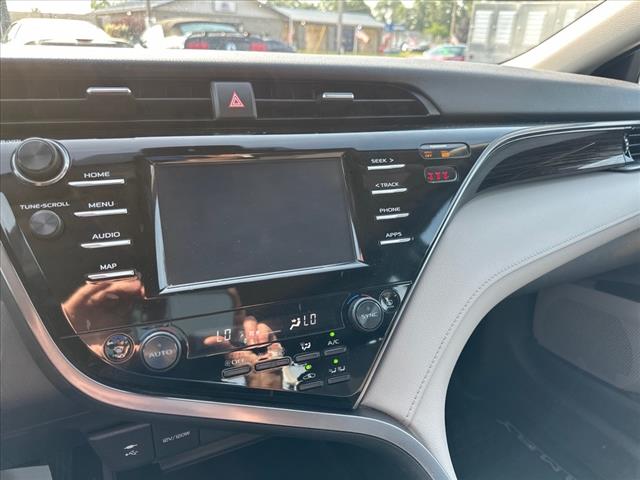 2019 Toyota Camry Hybrid LE