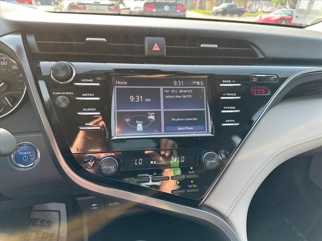 2019 Toyota Camry Hybrid LE