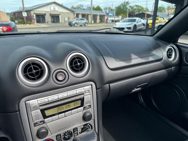 2004 Mazda MX-5 Miata LS