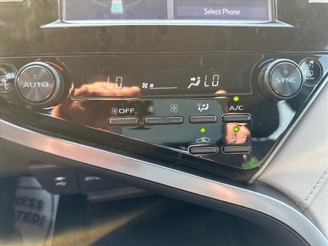 2019 Toyota Camry Hybrid LE