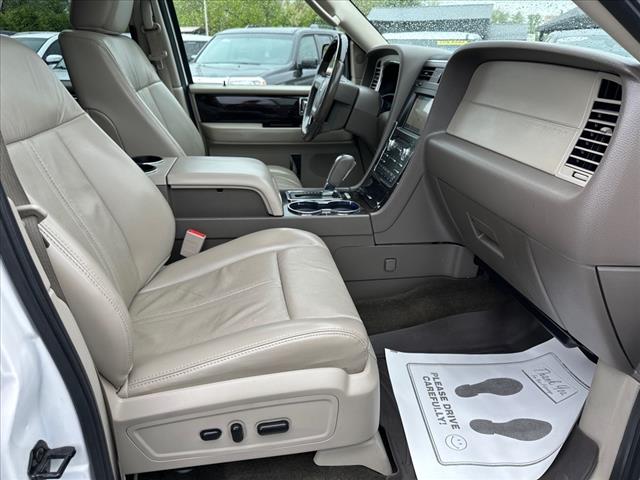 2017 Lincoln Navigator L Select
