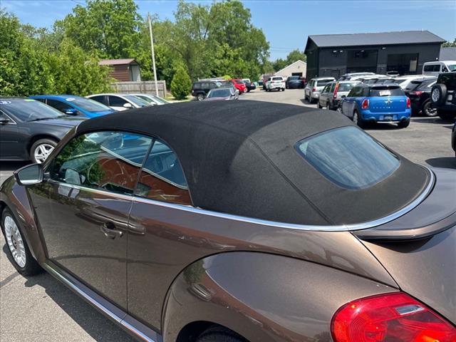2013 Volkswagen Beetle Convertible 2.5L