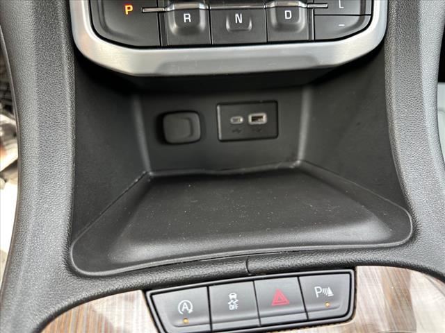 2022 GMC Acadia SLE