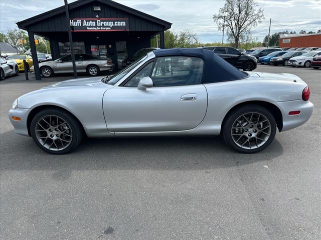 2004 Mazda MX-5 Miata LS