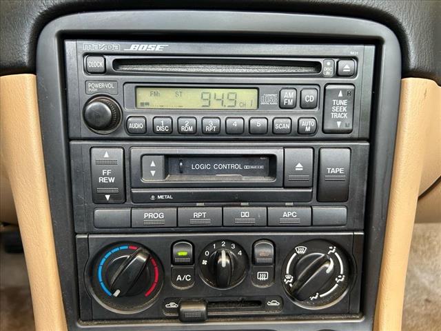 2000 Mazda MX-5 Miata Base