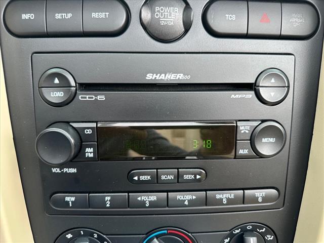 2006 Ford Mustang GT Deluxe
