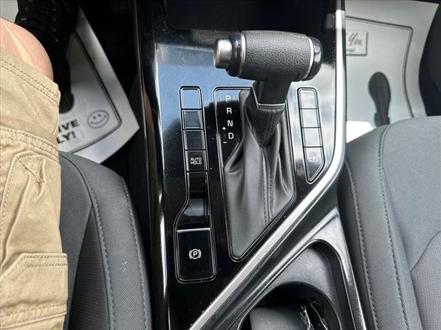 2024 Kia Niro LX