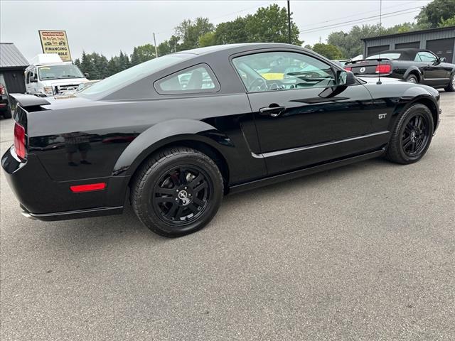 2006 Ford Mustang GT Deluxe