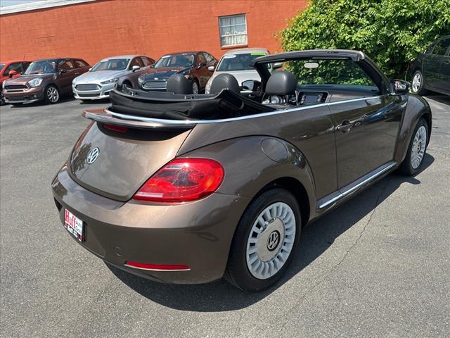 2013 Volkswagen Beetle Convertible 2.5L