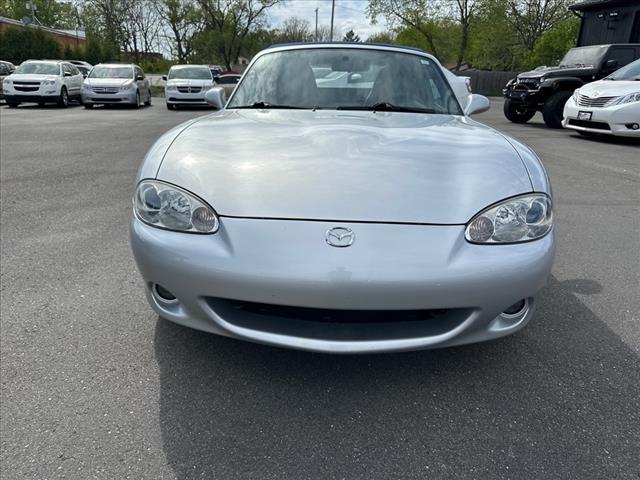 2004 Mazda MX-5 Miata LS