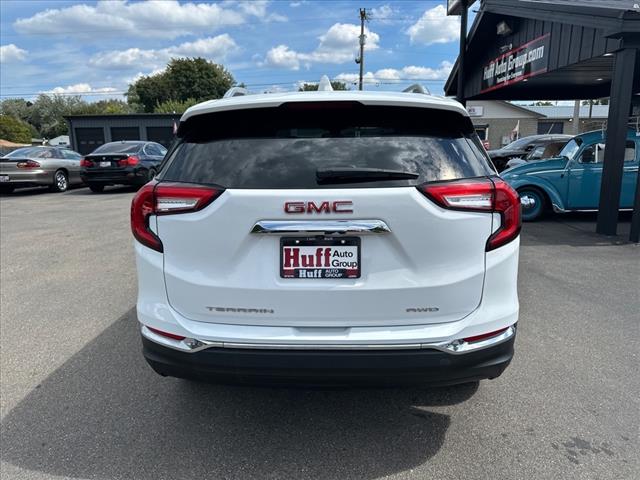 2022 GMC Terrain SLT