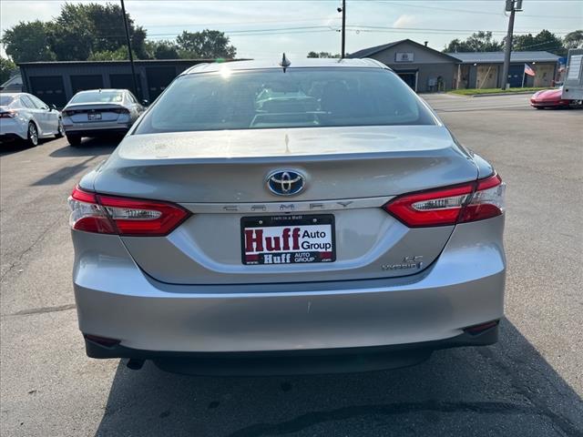 2019 Toyota Camry Hybrid LE