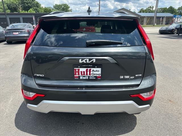 2024 Kia Niro LX