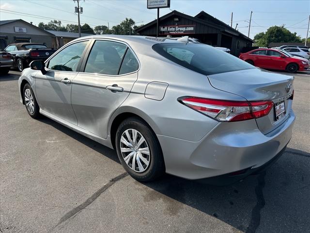 2019 Toyota Camry Hybrid LE