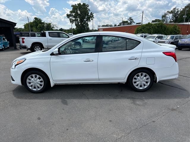 2019 Nissan Versa SV