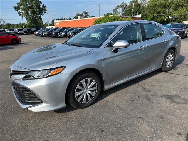 2019 Toyota Camry Hybrid LE