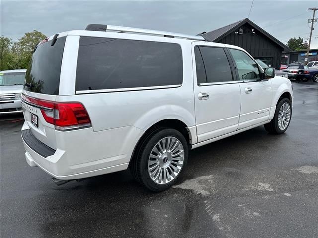 2017 Lincoln Navigator L Select