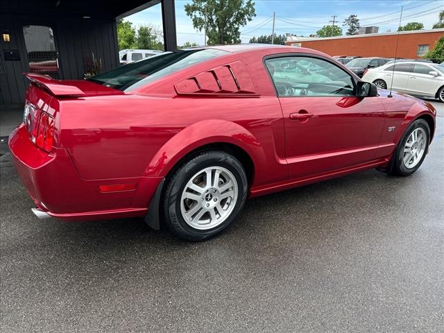 2006 Ford Mustang GT Deluxe