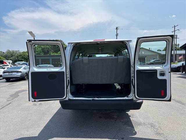 2014 Ford E-Series E-350 SD XL