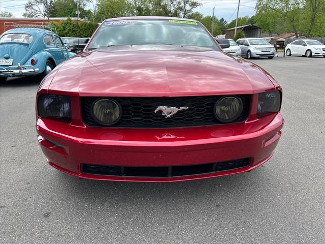 2006 Ford Mustang GT Deluxe