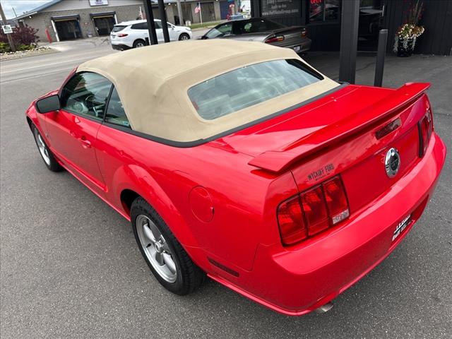 2006 Ford Mustang GT Deluxe