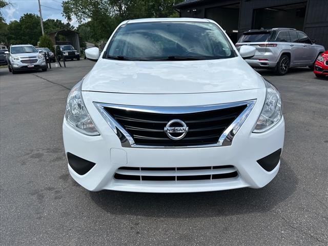2019 Nissan Versa SV