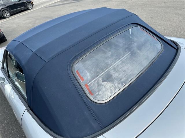 2004 Mazda MX-5 Miata LS