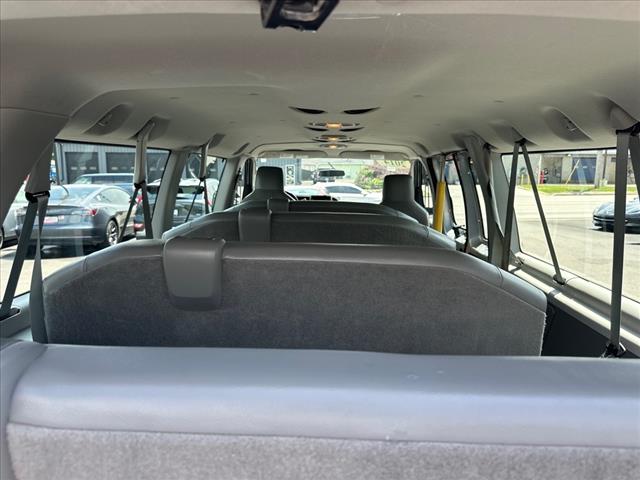 2014 Ford E-Series E-350 SD XL