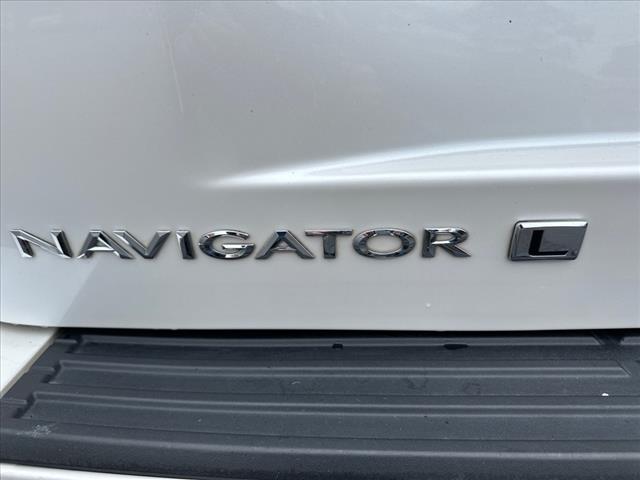 2017 Lincoln Navigator L Select