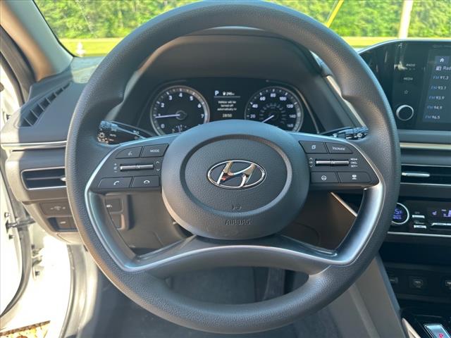2022 Hyundai SONATA SEL