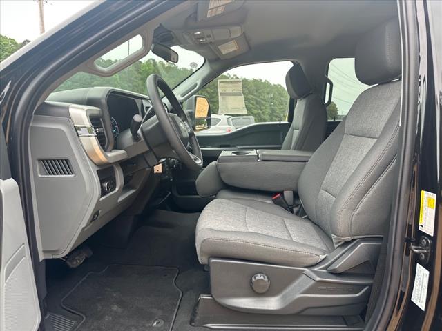 2025 Ford F-250 Super Duty XL