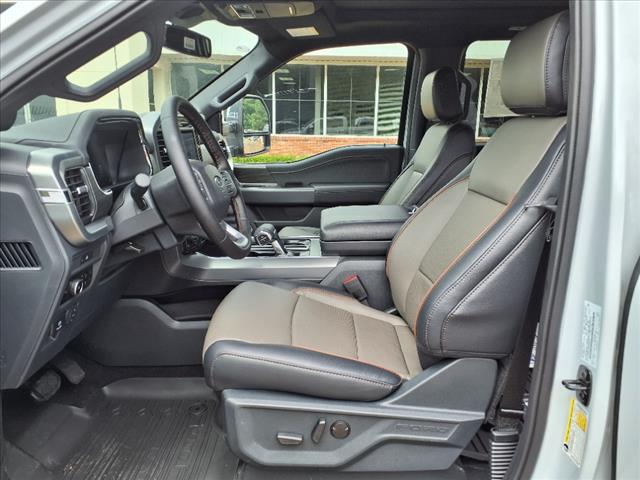 2025 Ford F-150 SERIES 