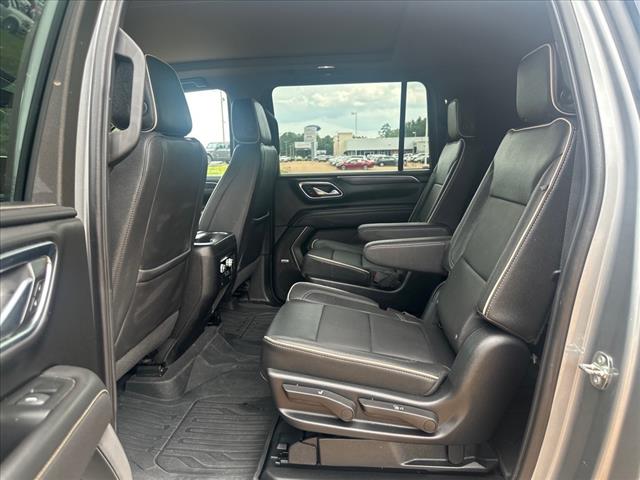 2023 GMC Yukon XL SLT