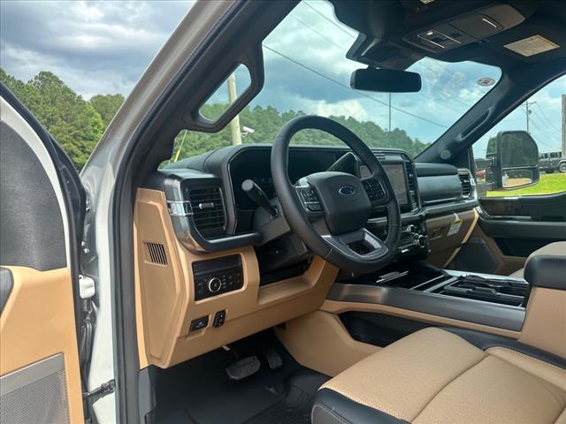 2025 Ford F-250 Super Duty Lariat