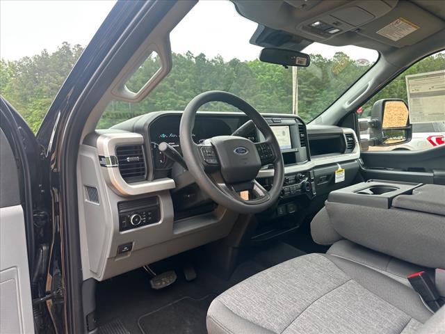 2025 Ford F-250 Super Duty XL