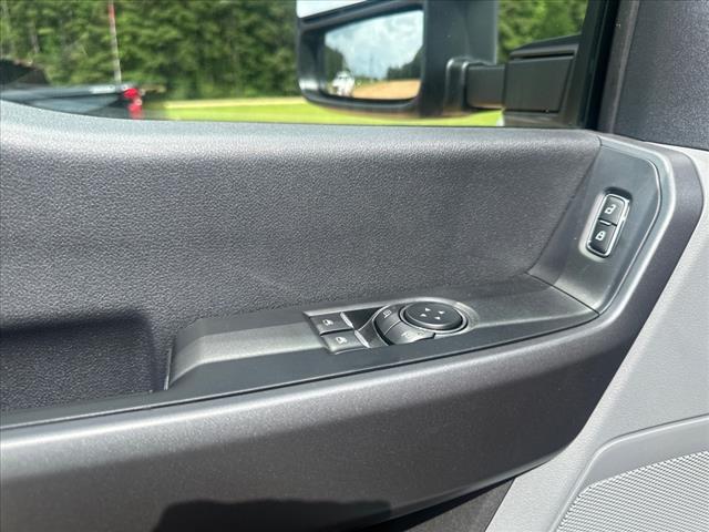 2025 Ford F-350 Super Duty XLT