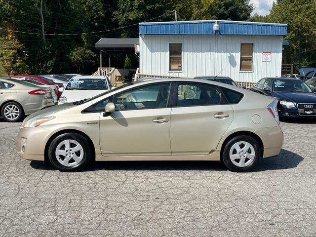 2010 Toyota Prius III - Photo 2