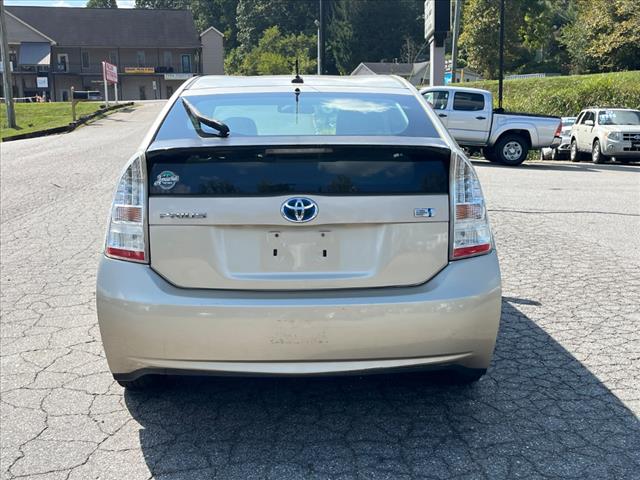 2010 Toyota Prius III - Photo 4