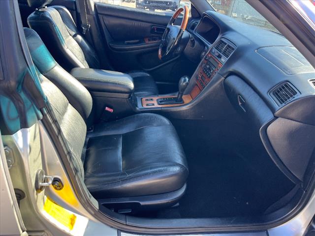 2000 Lexus ES 300 Base