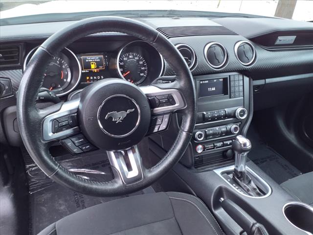 2022 Ford Mustang EcoBoost