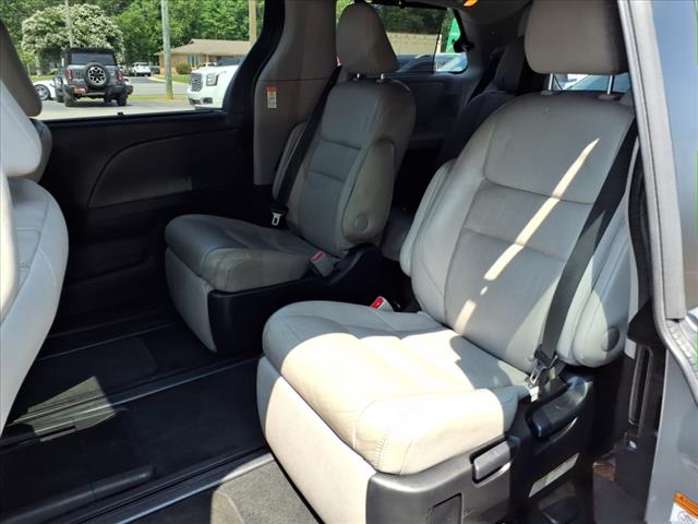2015 Toyota Sienna XLE 8-Passenger